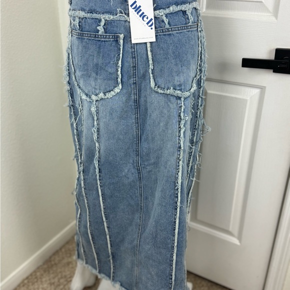 Blue b Distressed Denim Maxi Skirt Size Small.  A22 - Picture 4 of 11